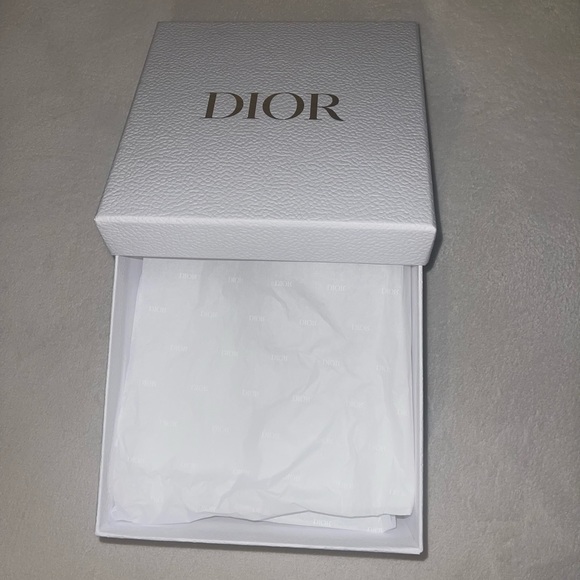 Authentic Dior Box - Picture 4 of 10